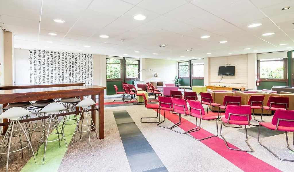 Summer Stays At The University Of Edinburgh Apartment