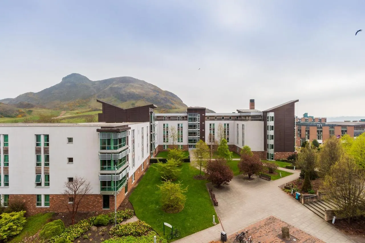 Summer Stays At The University Of Edinburgh Apartment